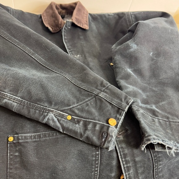 Vintage 90s Carhartt Distressed Blanket Lined Chore Barn Jacket 44 R - Picture 10 of 16